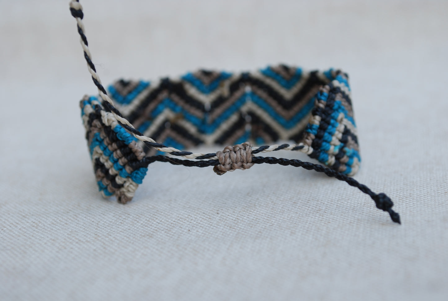 Monte Fuji - bracciale geometrico a fascia