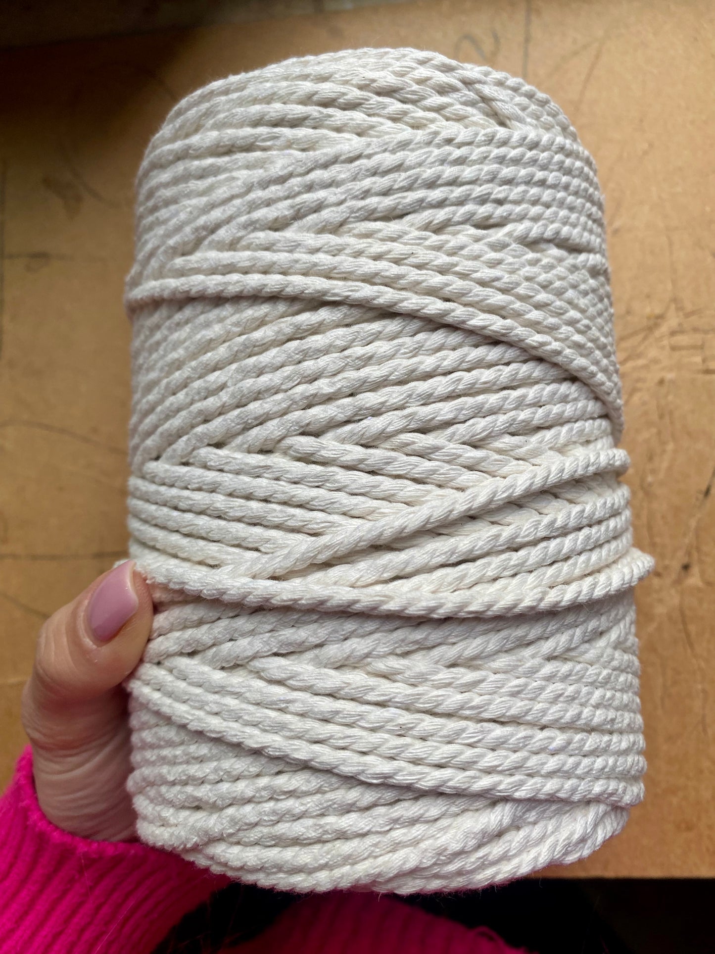 Bobina 1,5 kg-400 mt corda a tre capi 4 mm (naturale)