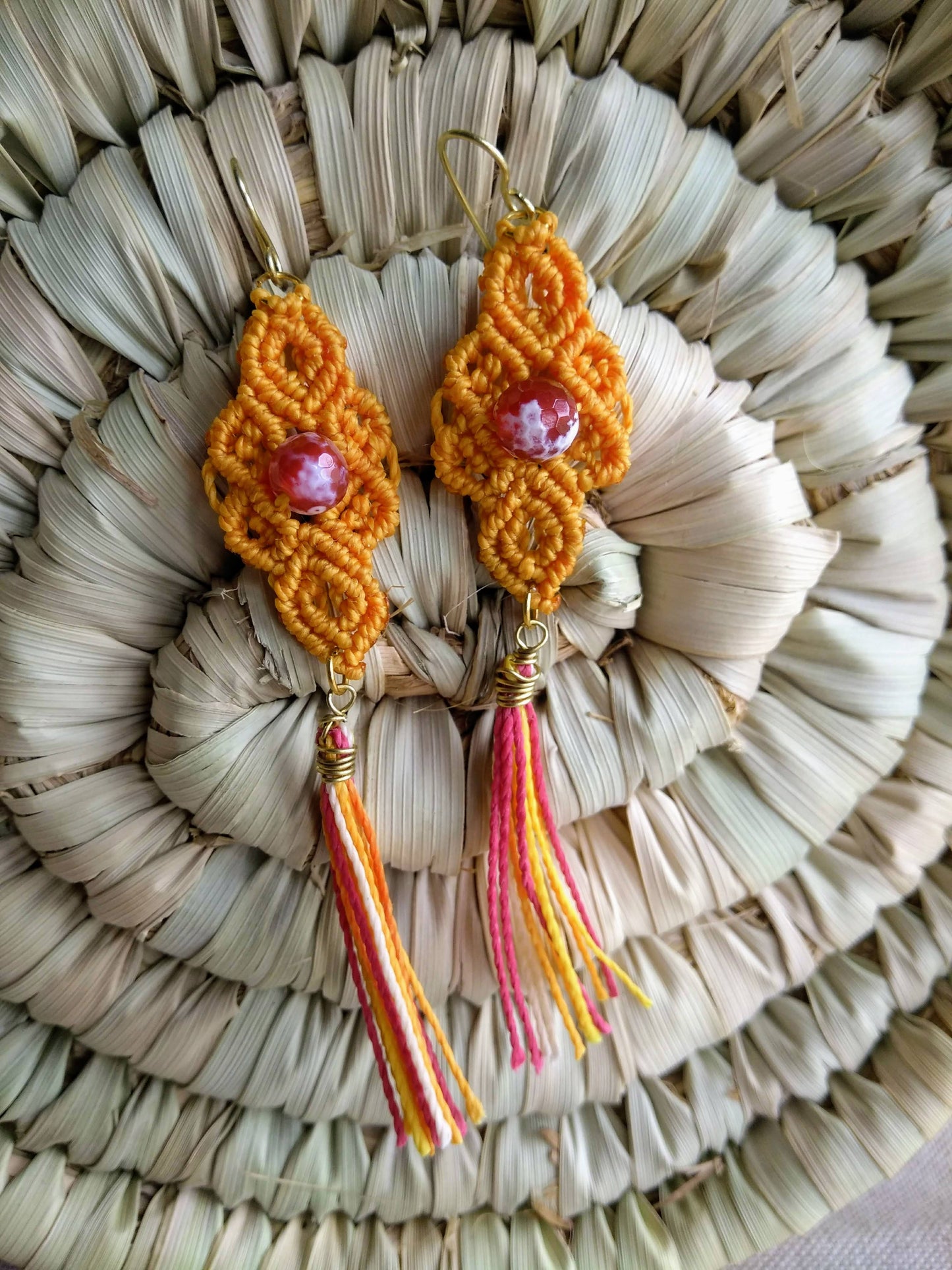 Ariel - Long earrings with tassels and hard stones (+ colors)