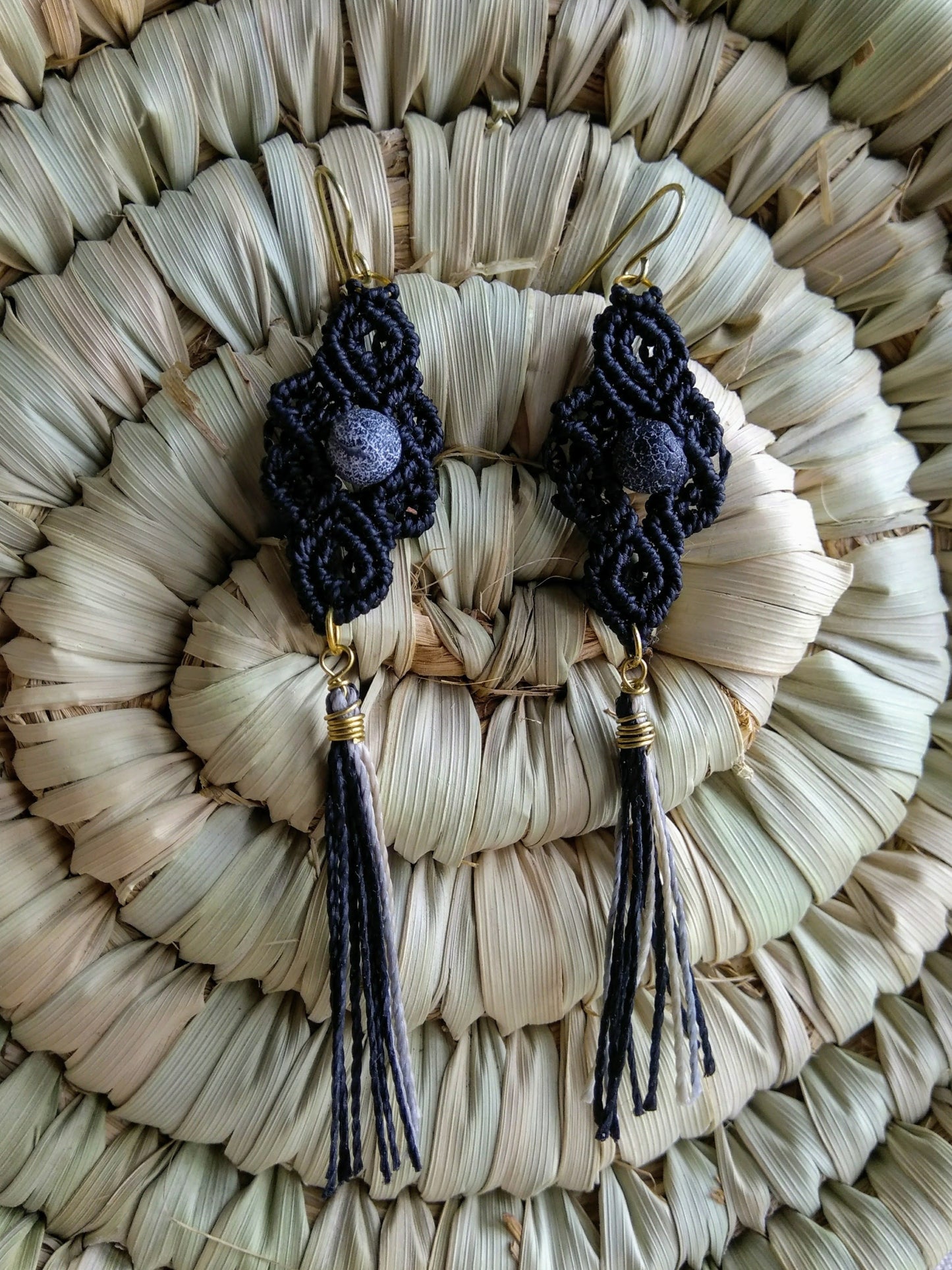 Ariel - Long earrings with tassels and hard stones (+ colors)