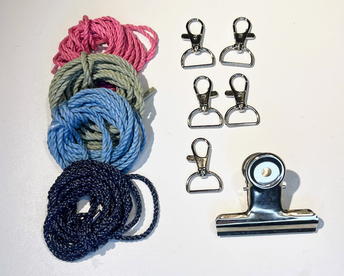 Macramé Hydrangea Keychain Kit