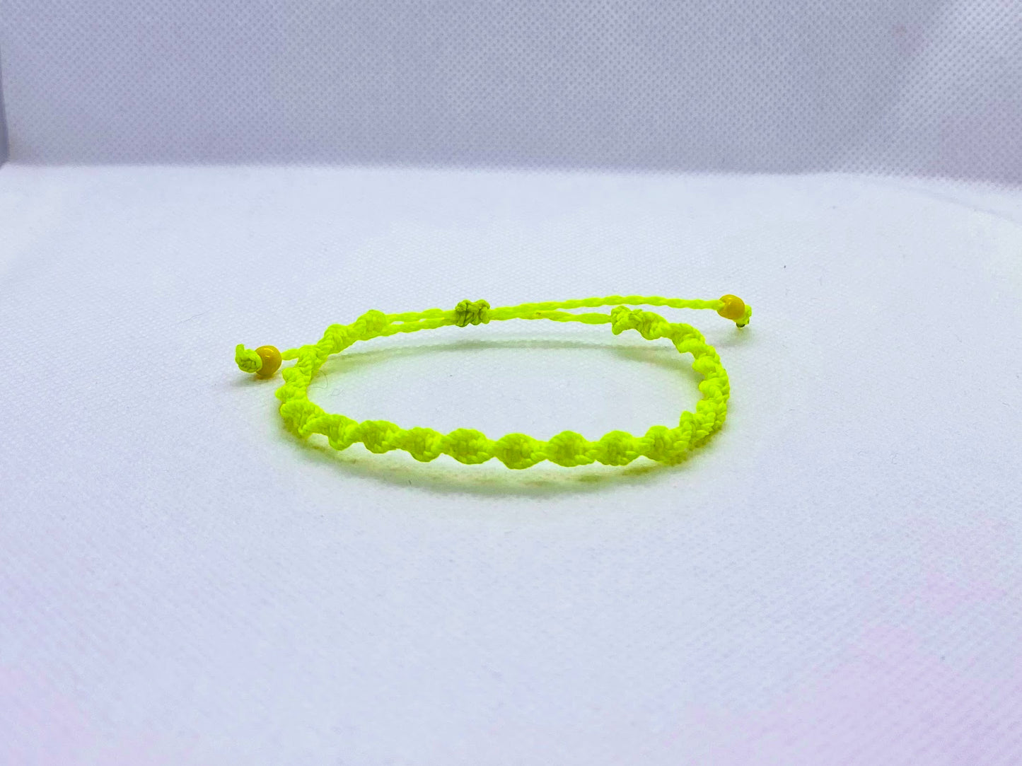Neon friendship bracelet (+ colors)