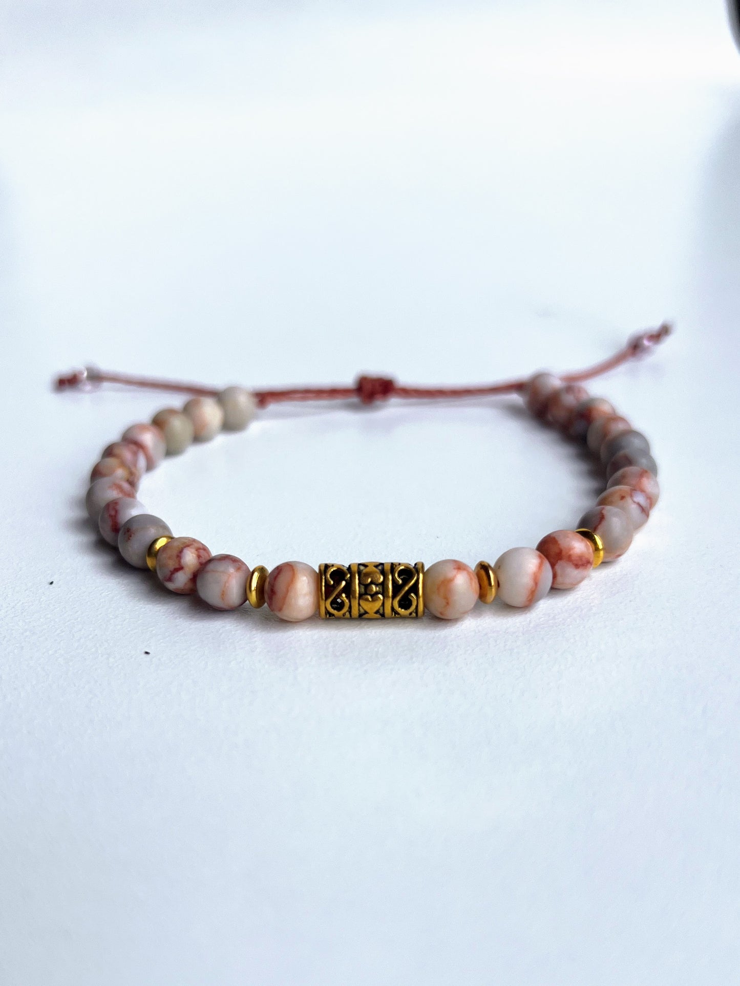 Bracciale diaspro beige aranciato e oro