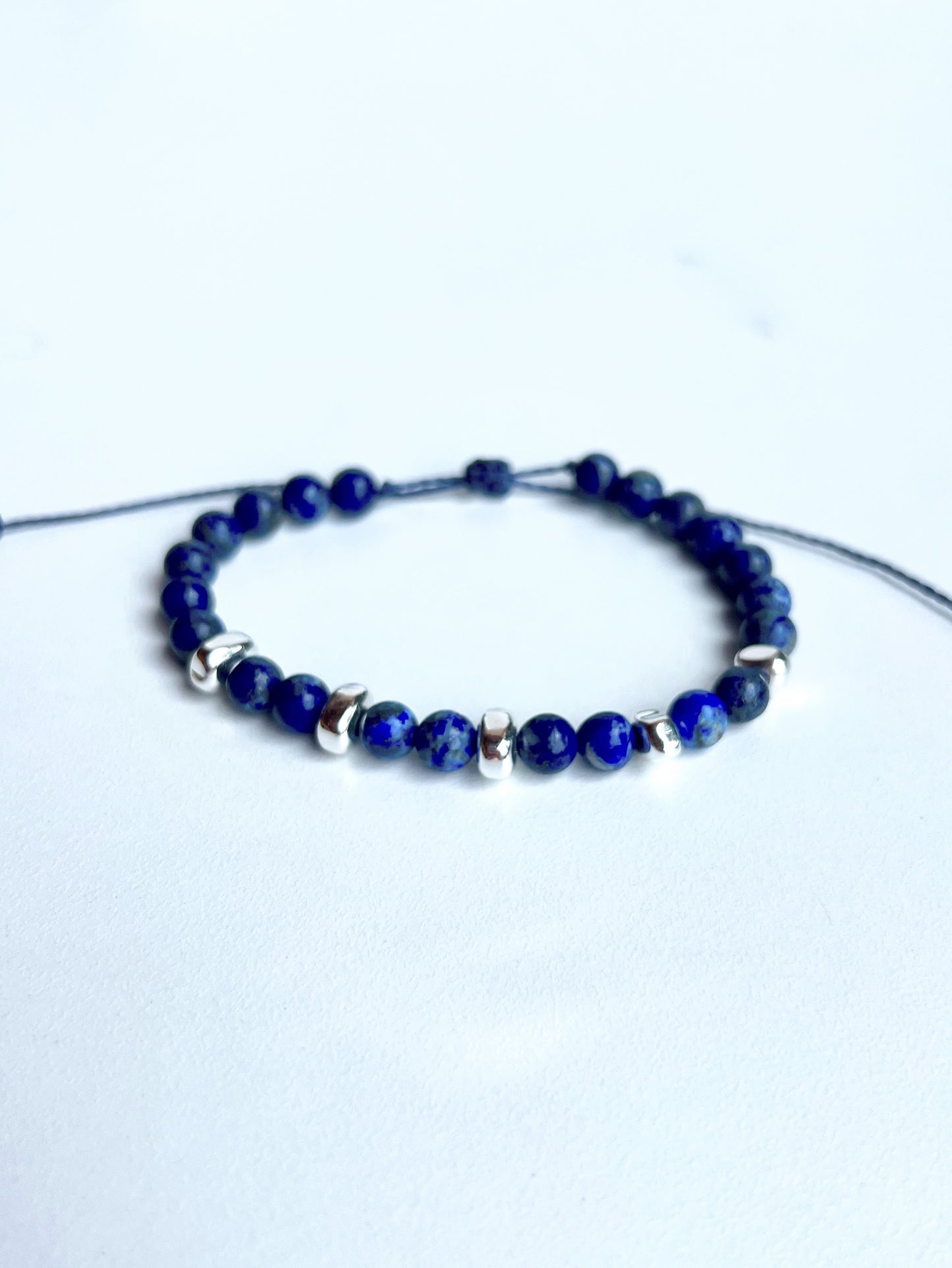Bracciale lapislazzuli e pepite argento
