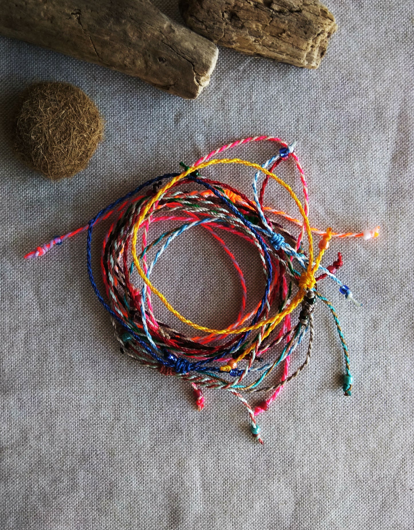 Thin friendship bracelet