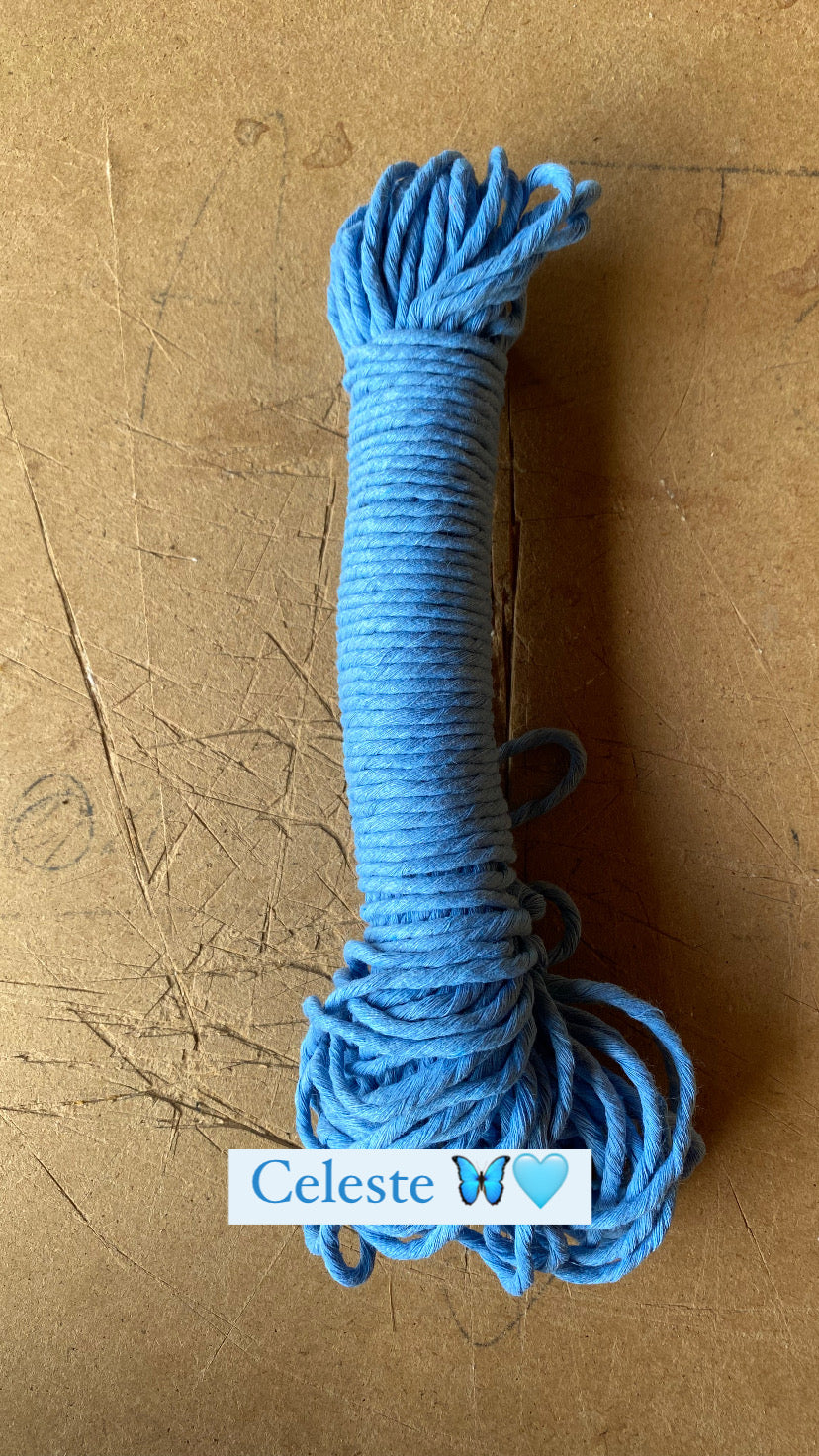 Ball of 30 m, 3 mm rope, one end (coloured)