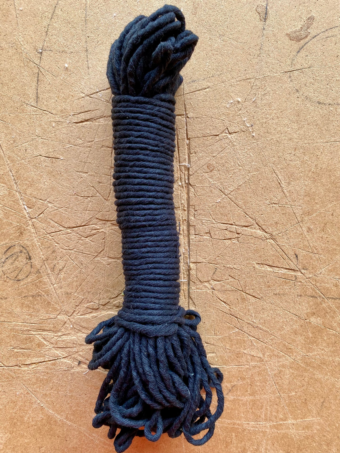 Ball of 30 m, 3 mm rope, one end (coloured)