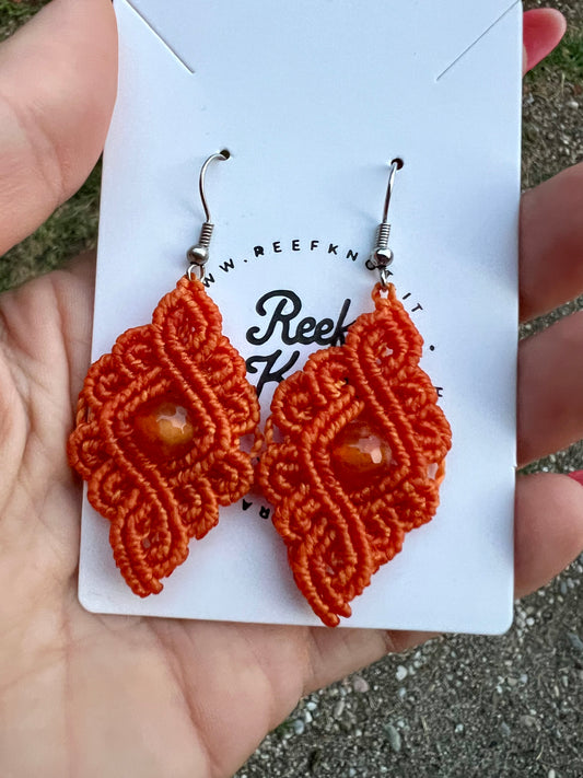 Ancient onyx lace earrings