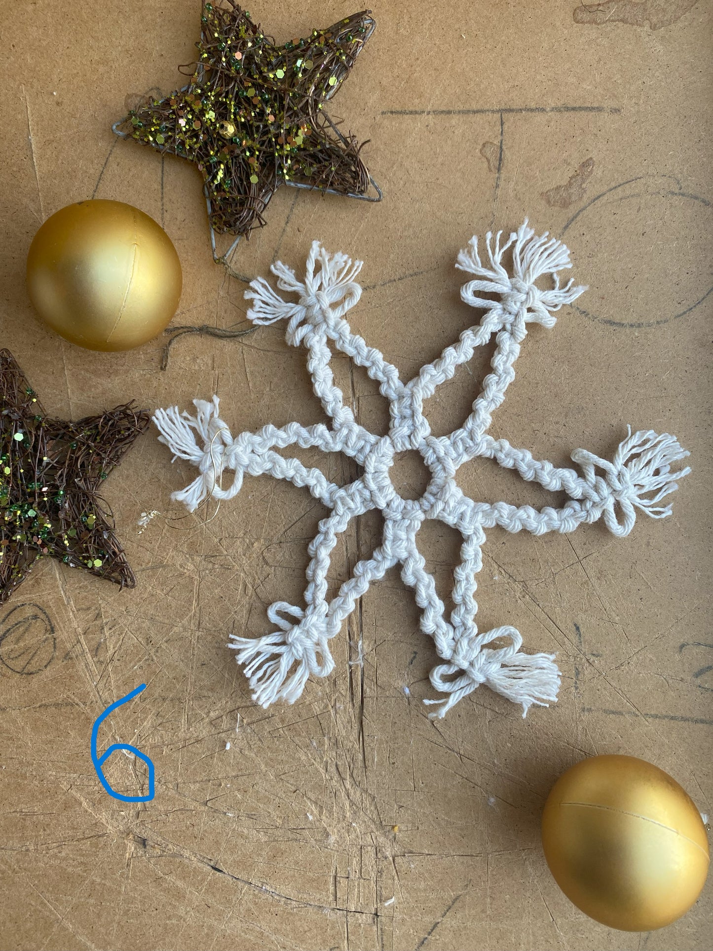 Set of 5 macrame snowflakes